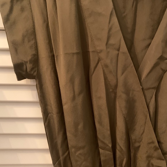 Aritzia Wilfred olive green romper - Picture 5 of 5